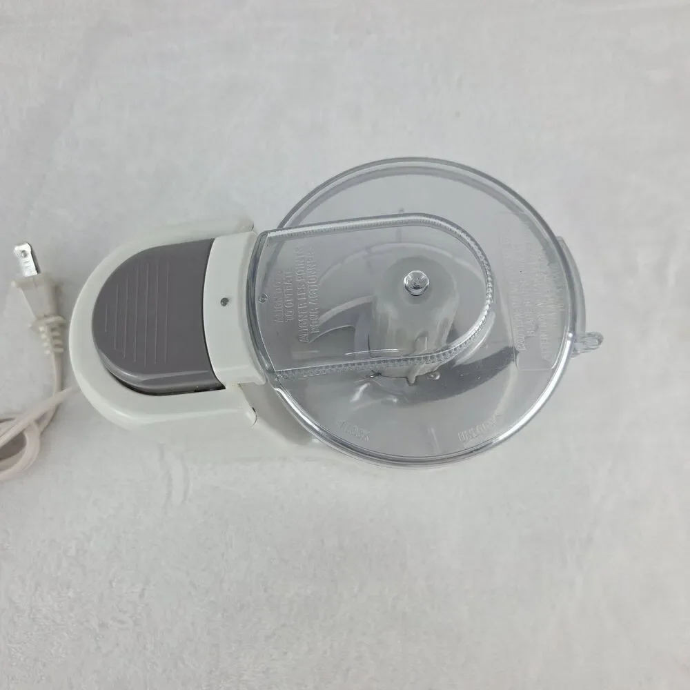 Black & Decker Handy Chopper Plus HC3000 Mini Food Processor‎ Tested Working